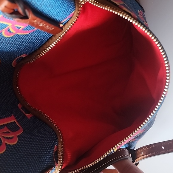 NWT. Dooney and Bourke Crossbody Purse. - Picture 10 of 15